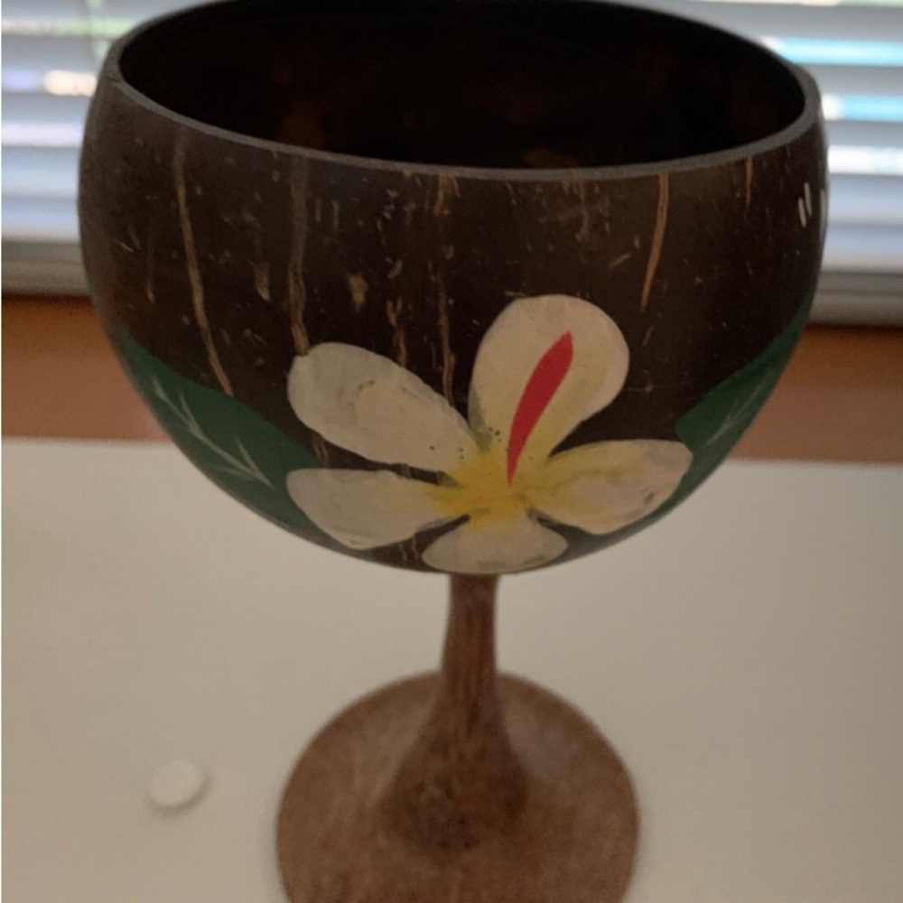 Handmade Coconut Wine Goblet Glass Serving Bowl Cup Hand Carved Hawaiian Artisan - Picture 3 of 4